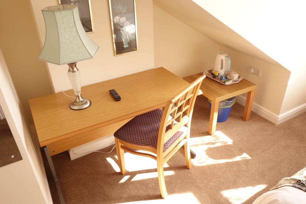 Filton Guest House 4* Filton